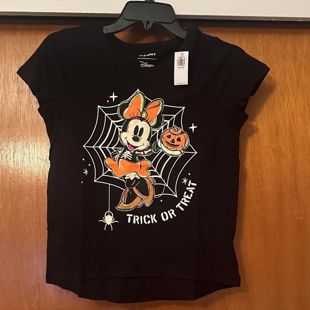 Old Navy Black and Orange Halloween Tee